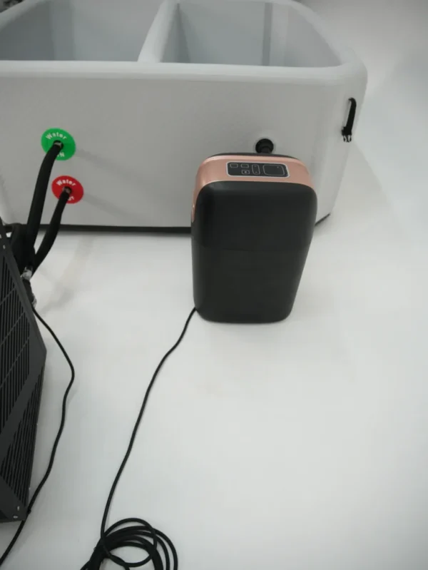 DSC02431-scaled-1-768x1023 Zestaw do terapii kontrastowej RecoSport – Basen + SPA + Chiller 2 HP