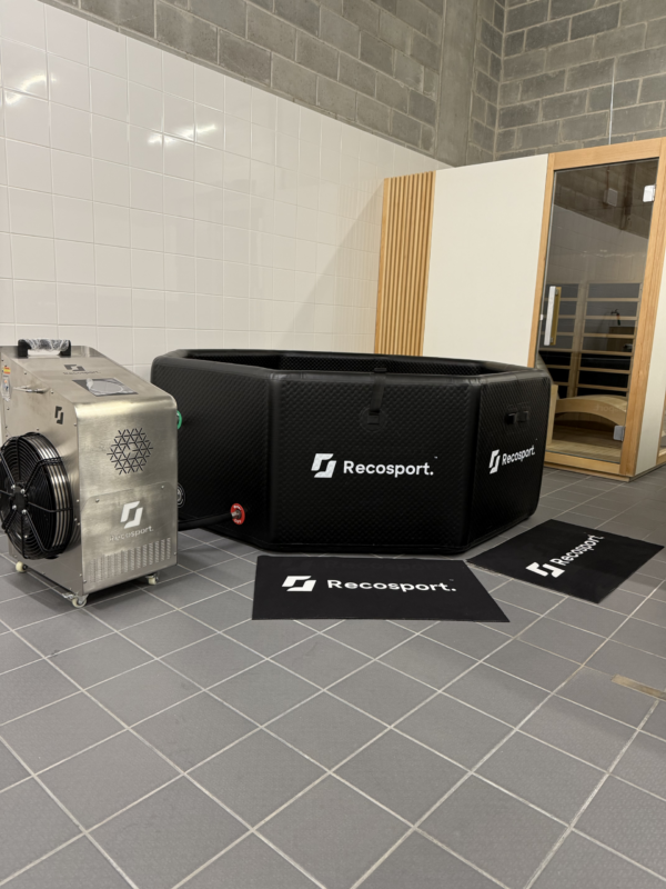 IMG_3981-scaled-1.png Zestaw Ice Bath – Octagon + Chiller 2 HP